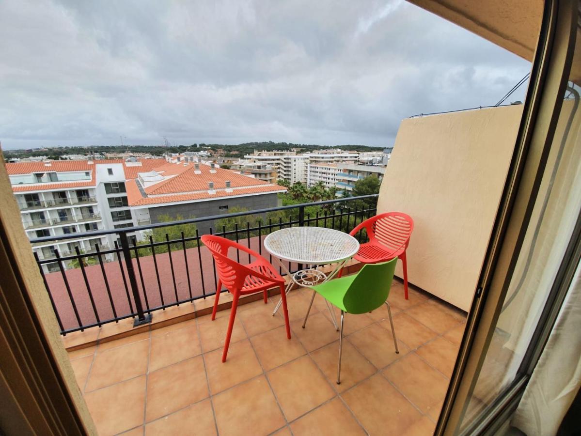 Apartamento En Salou Con Las Vistas Al Port Aventura Exterior photo