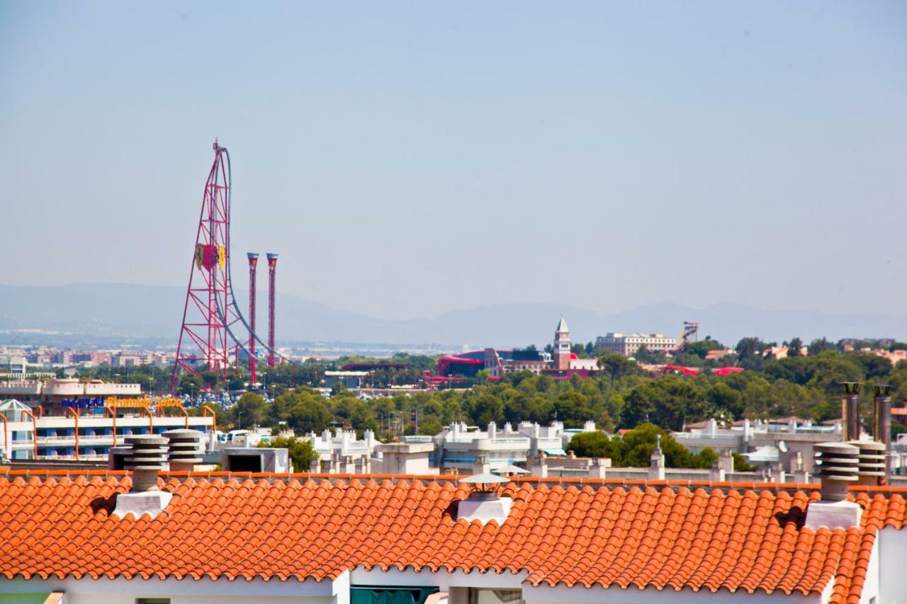Apartamento En Salou Con Las Vistas Al Port Aventura Exterior photo